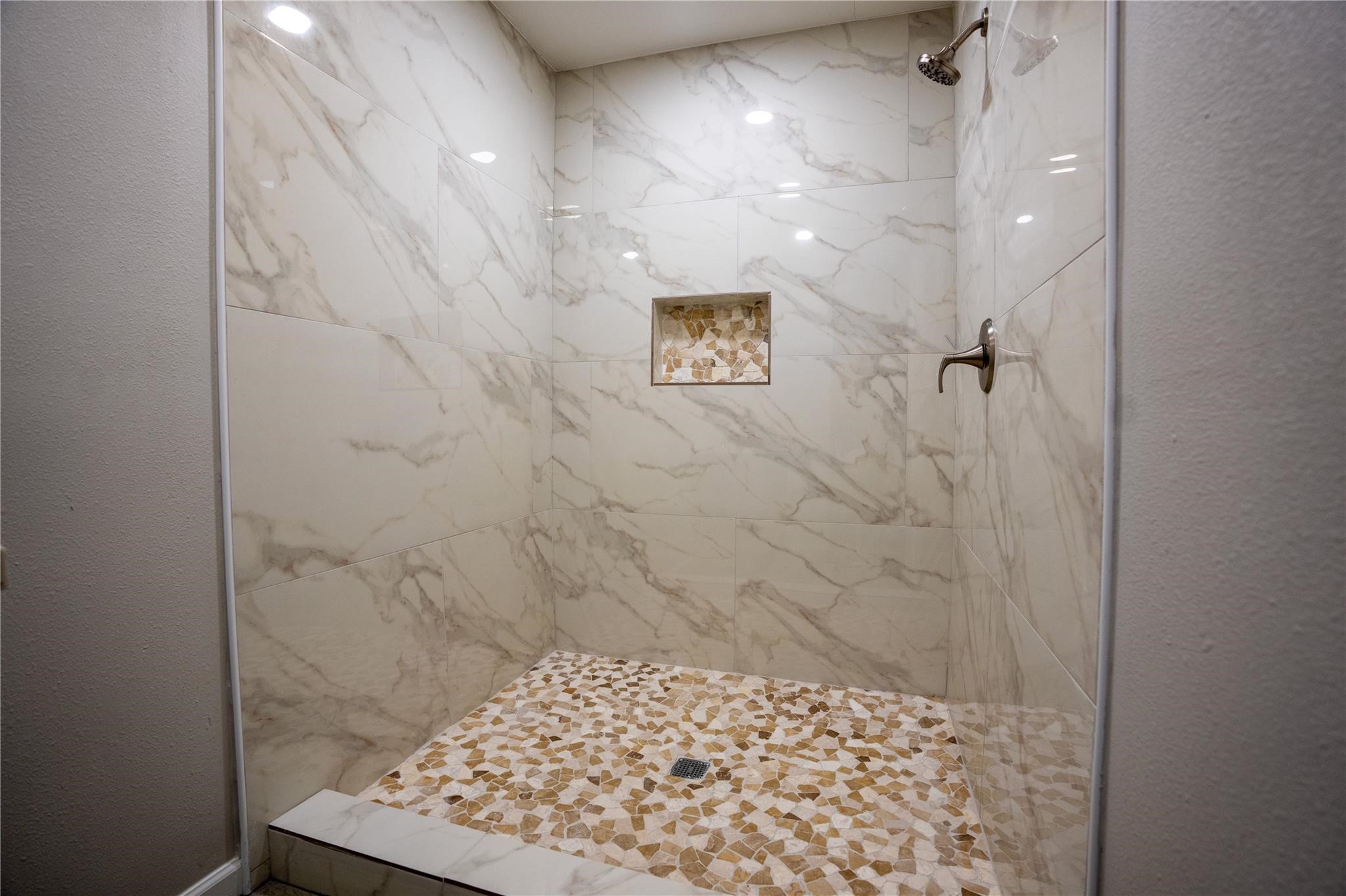 3543 Charleston Street Houston, TX 77021 - Photo 6 of 13