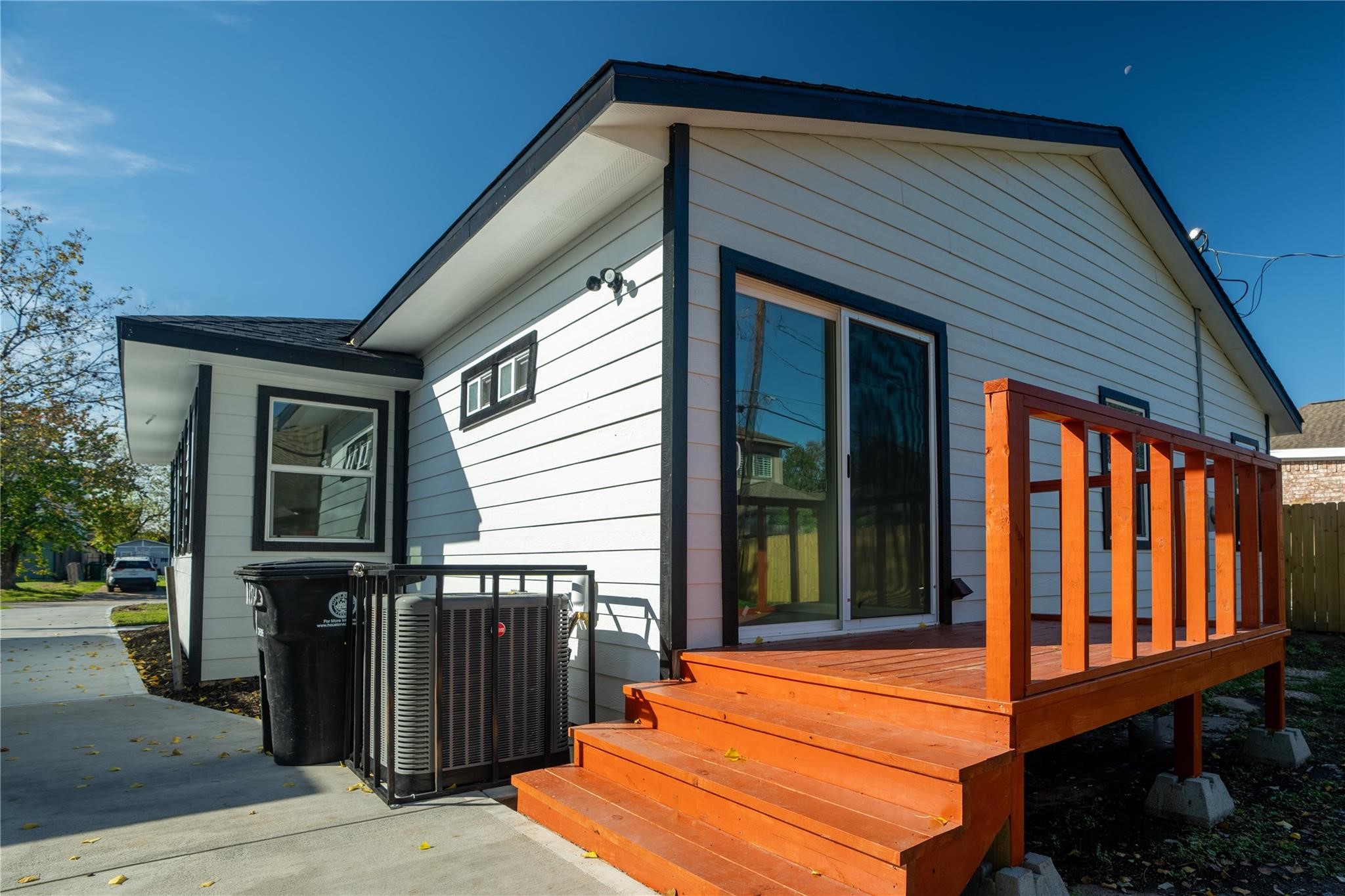 3543 Charleston Street Houston, TX 77021 - Photo 10 of 13