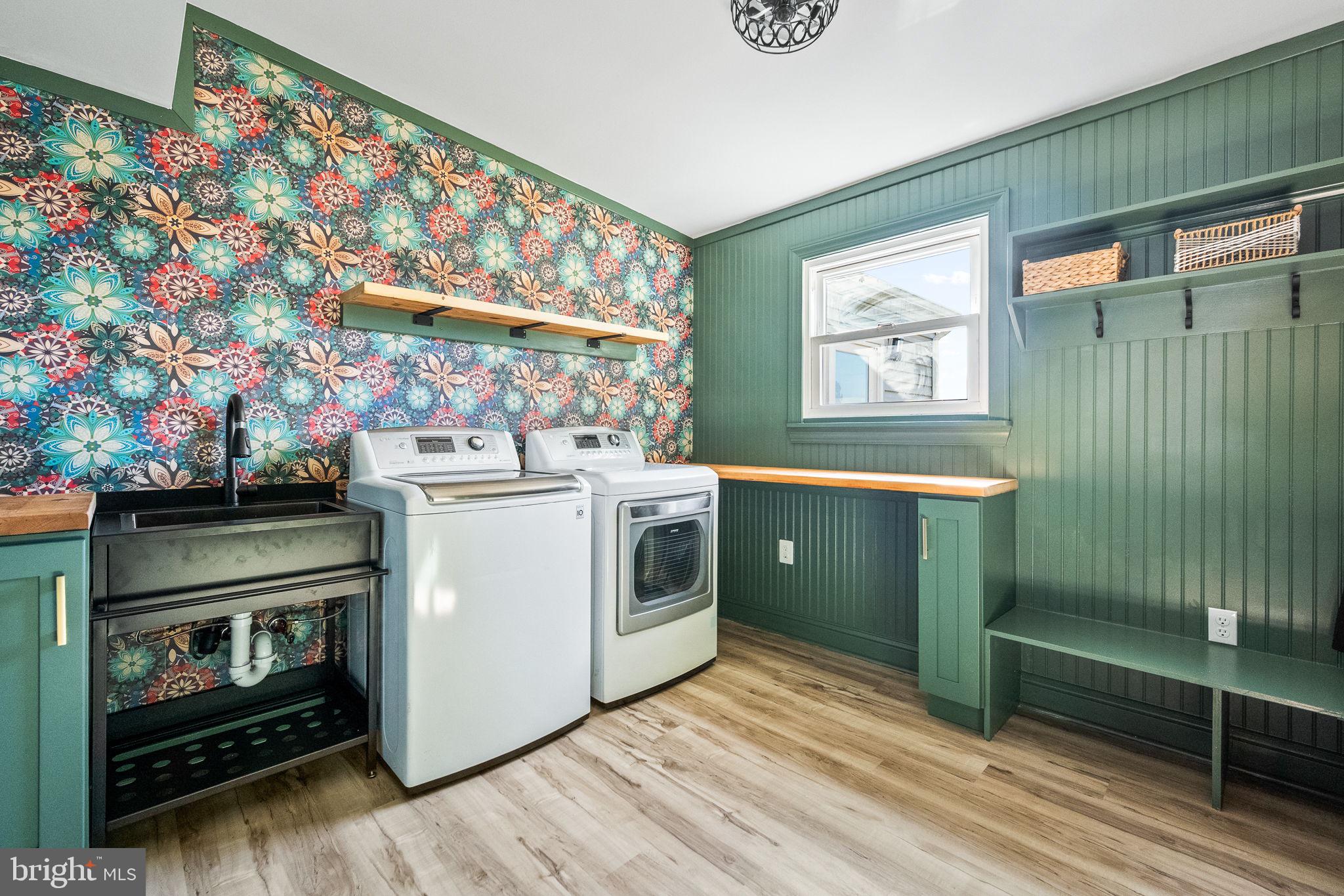 178 Fulton Avenue Charles Town, WV 25414 - Photo 14 of 30 a utility room with dryer and washer