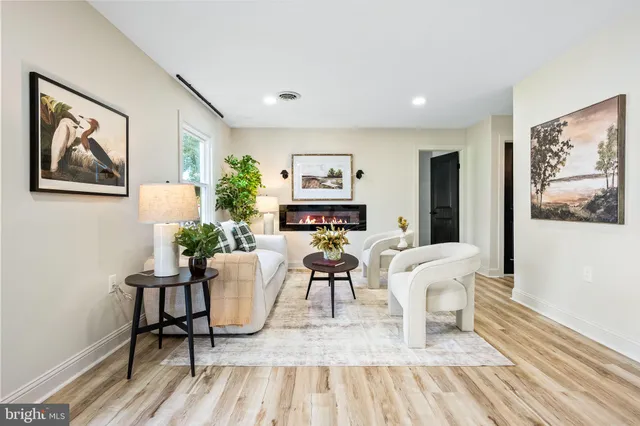 $399,990 | 178 Fulton Avenue, Charles Town, WV 25414