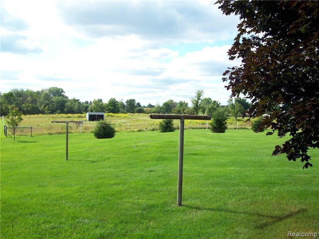 4394 Atlas Road Davison, MI 48423 - Photo 42 of 46 100_1517.JPG