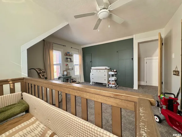 $169,900 | 305 East Frederick Street, Arenzville, IL 62611