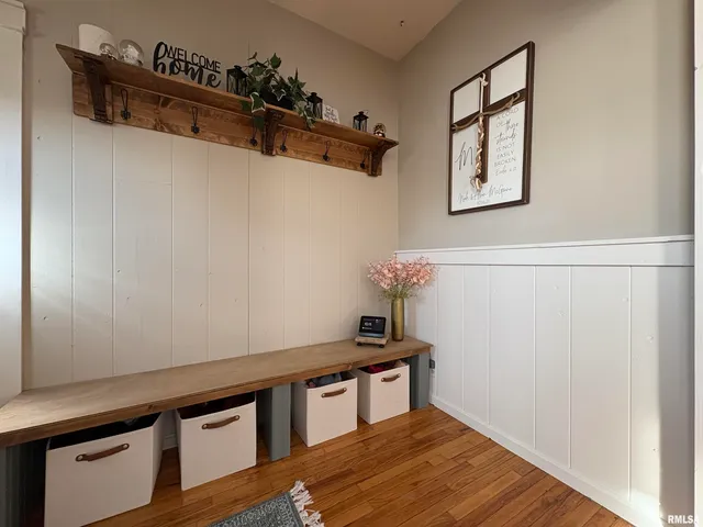 $169,900 | 305 East Frederick Street, Arenzville, IL 62611