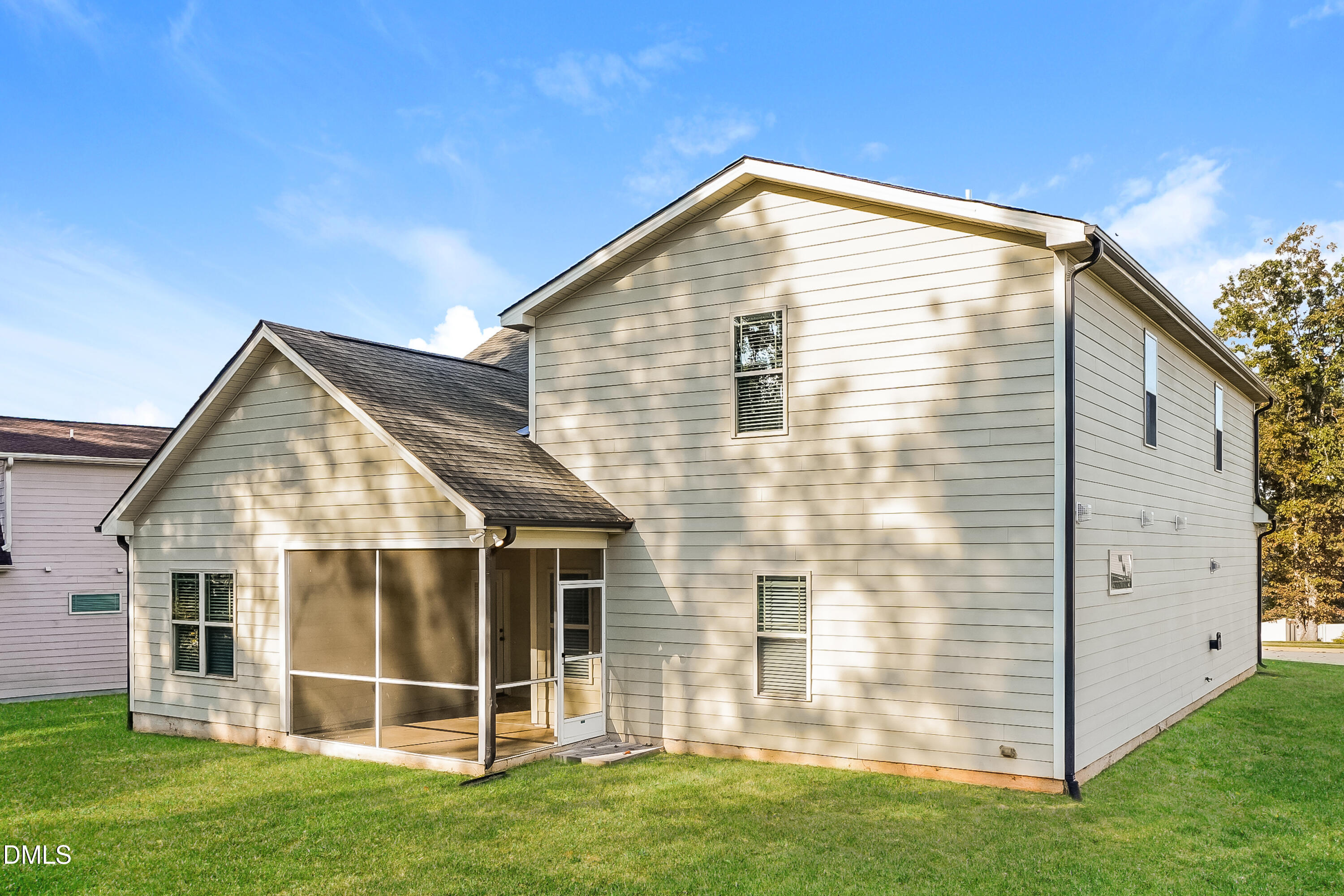 33 Awesome Ridge Garner, NC 27529 - Photo 15 of 17 016-photo-rear-view-14151112
