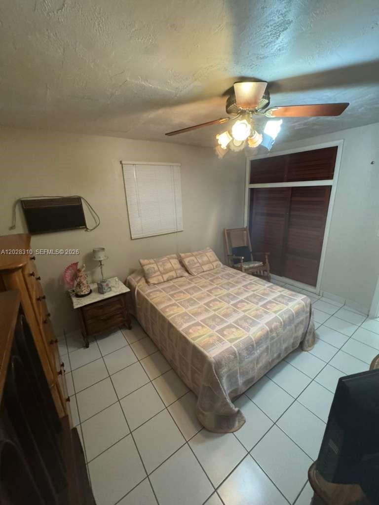 252 East 37th Street Hialeah, FL 33013 - Photo 30 of 51