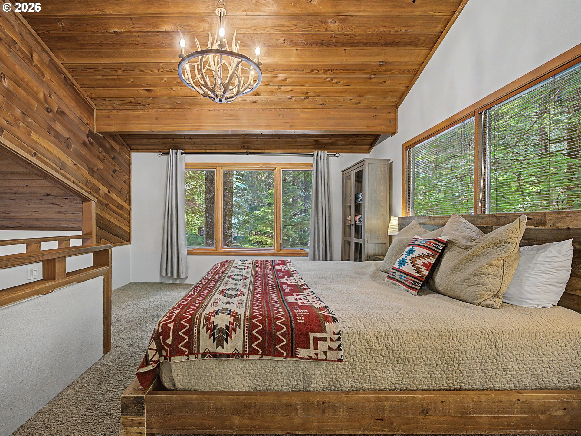 21220 East Crater Court Rhododendron, OR 97049 - Photo 22 of 48