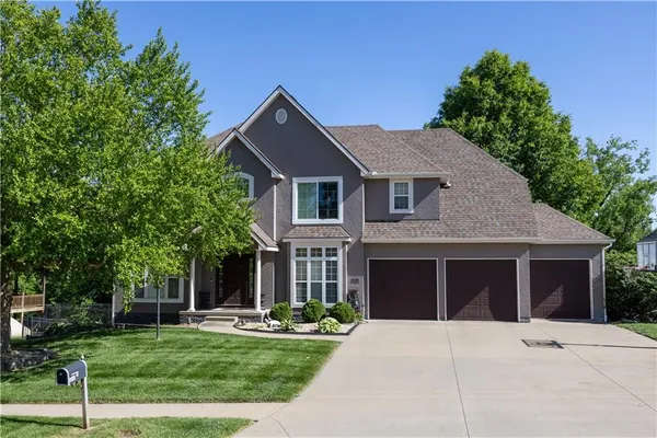 $570,000 | 4904 Aegean Terrace, St. Joseph, MO 64506