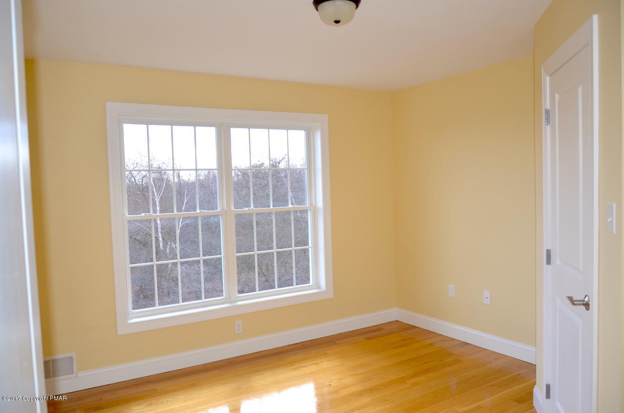 19 Reed Court Albrightsville, PA 18210 - Photo 33 of 37 Bedroom 4