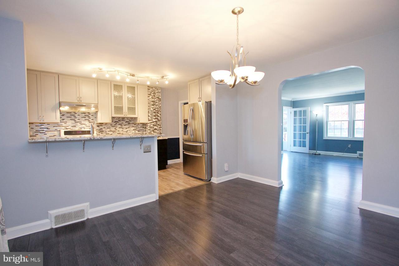 8213 Pleasant Plains Road Baltimore, MD 21286 - Photo 6 of 21 Dining Room