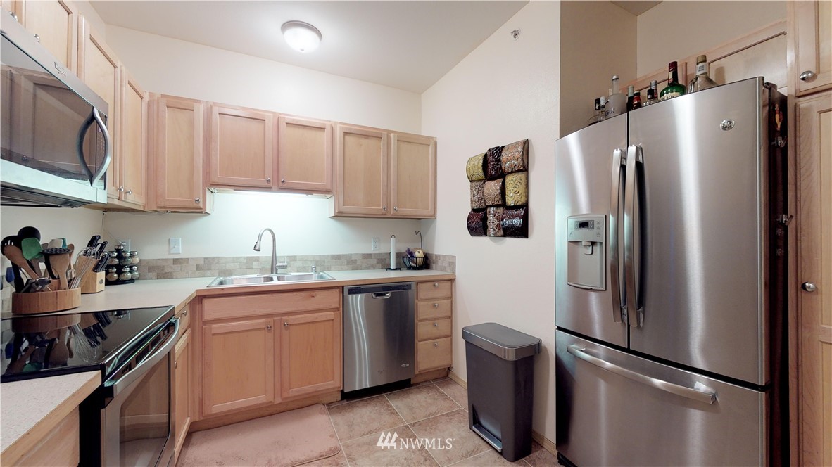 2804 Southeast 8th Place, Unit 2106 Renton, WA 98058 - Photo 11 of 22 Gallery Image 11