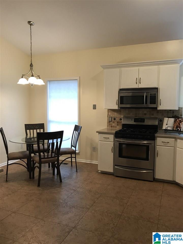 909 Stonewood Road Helena, AL 35080 - Photo 11 of 39