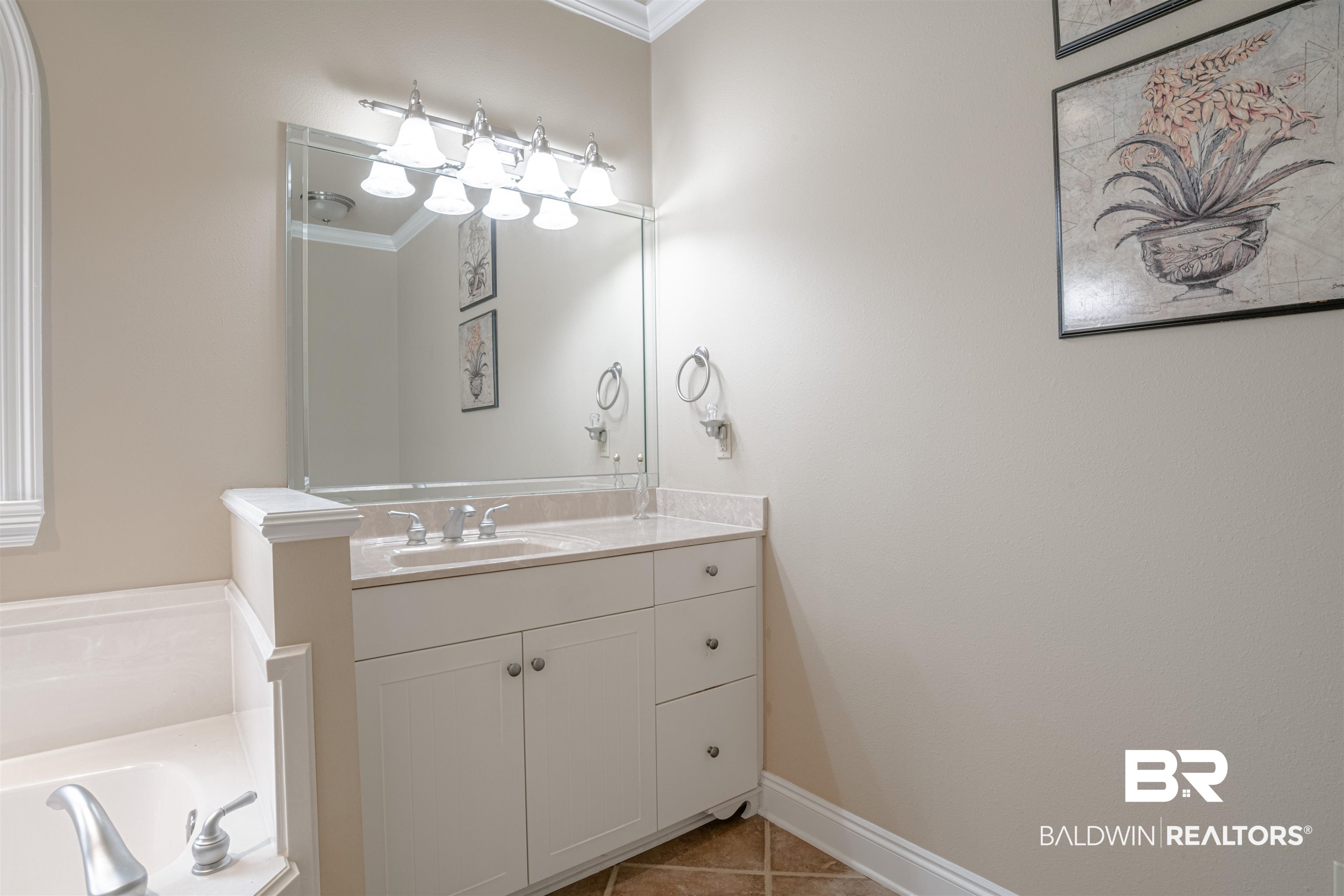 211 Savannah Circle Foley, AL 36535 - Photo 39 of 46 Primary Bathroom