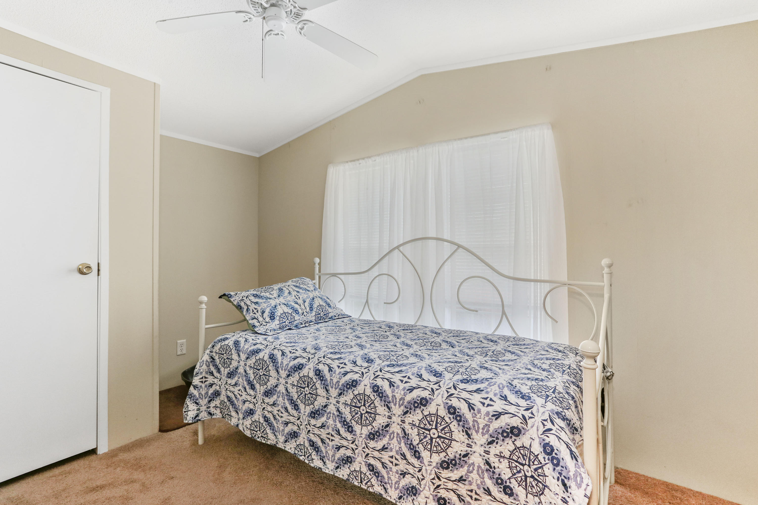 9 Alfred Street Wareham, MA 02538 - Photo 12 of 21 9AlfLR-12