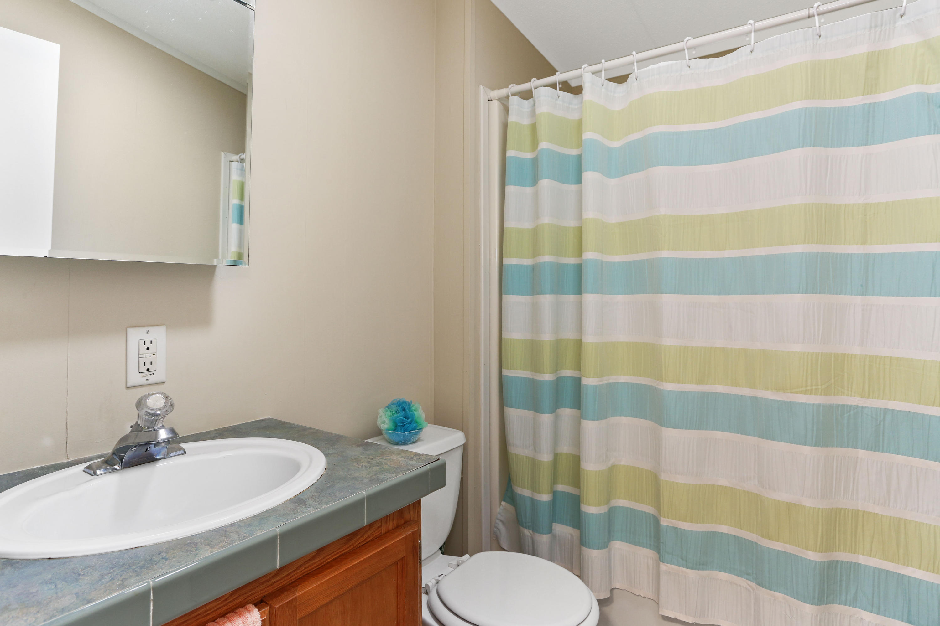 9 Alfred Street Wareham, MA 02538 - Photo 13 of 21 9AlfLR-13