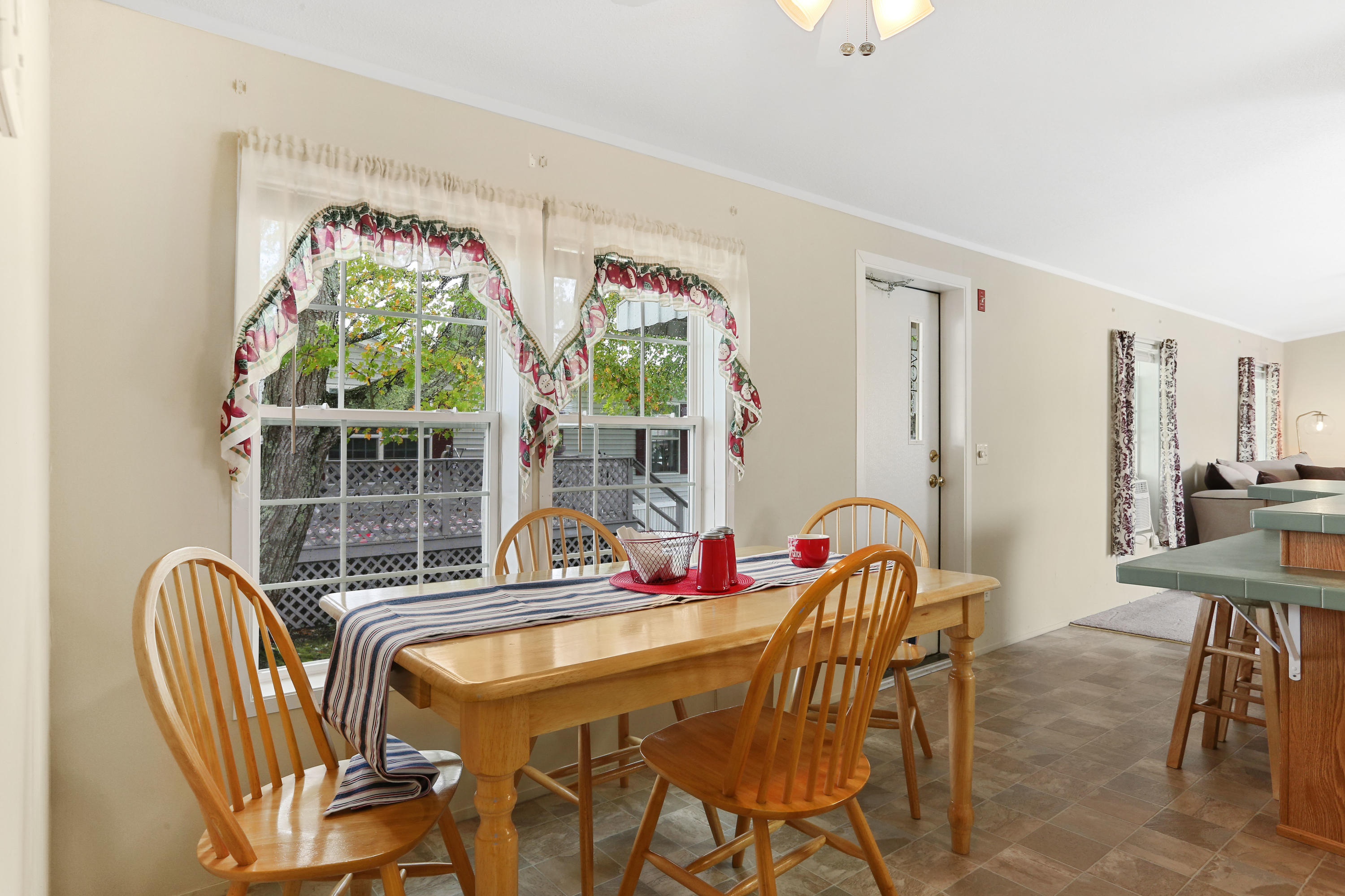 9 Alfred Street Wareham, MA 02538 - Photo 10 of 21 9AlfLR-10