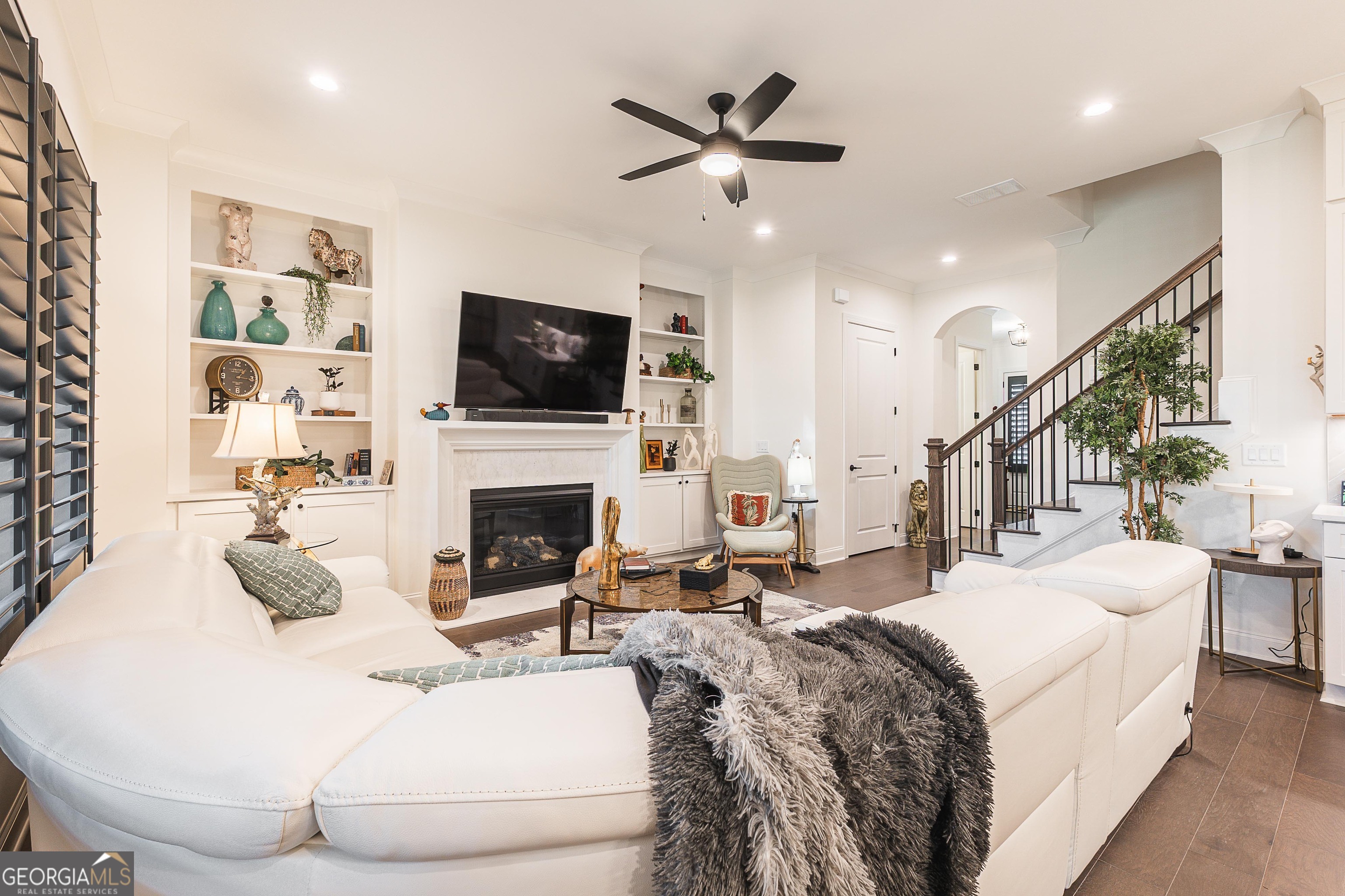 1255 Lakeside Overlook Canton, GA 30114 - Photo 16 of 57