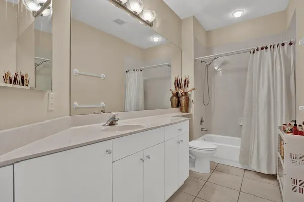 $699,999 | 2065 Southwest Bradford Place, Palm City, FL 34990