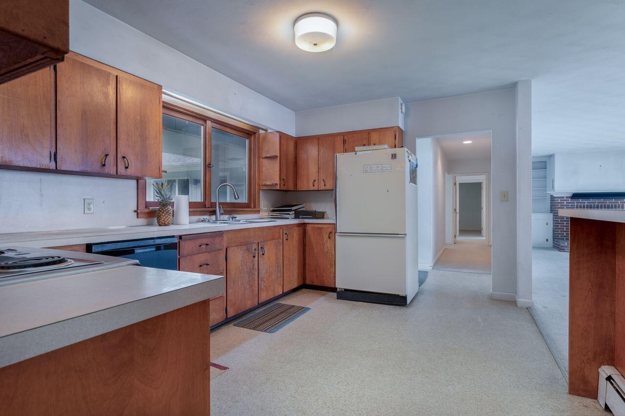 890 Mere Point Road Brunswick, ME 04011 - Photo 15 of 52 kitchen A