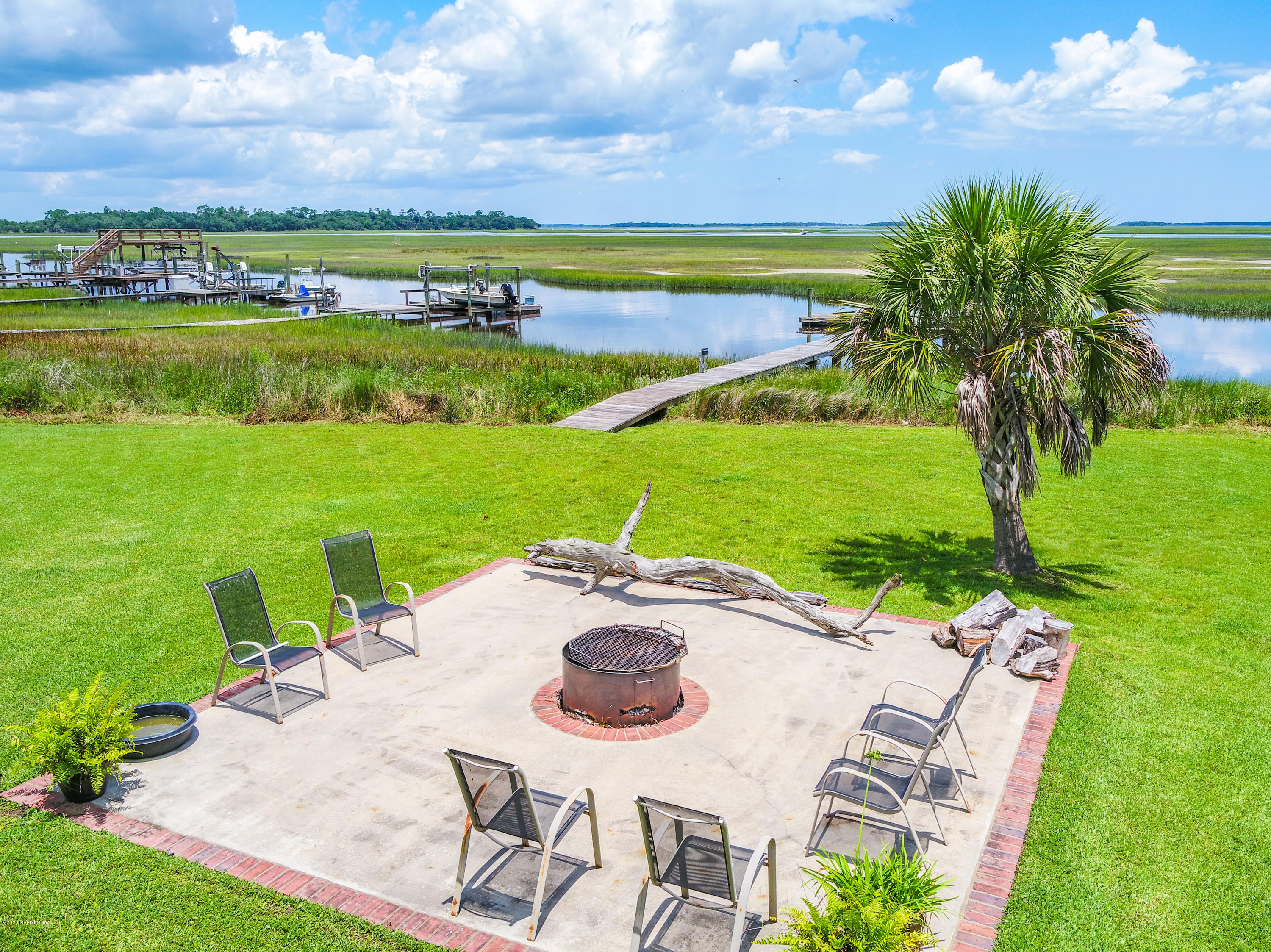 97432 Pirates Point Road Yulee, FL 32097 - Photo 32 of 35 Fire Pit