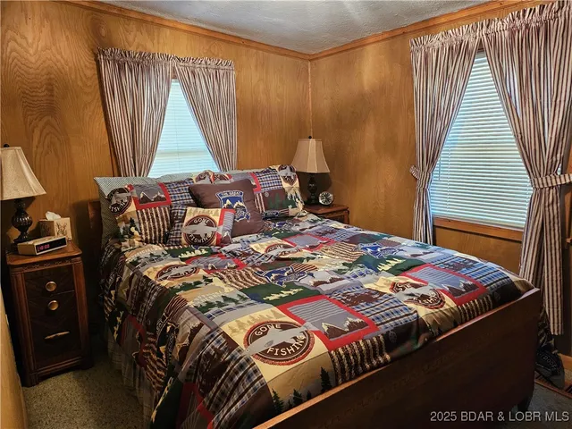 $285,000 | 33 Zebco Court, Edwards, MO 65326