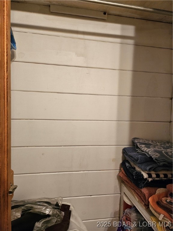 33 Zebco Court Edwards, MO 65326 - Photo 36 of 50 Closet in bathroom on main level