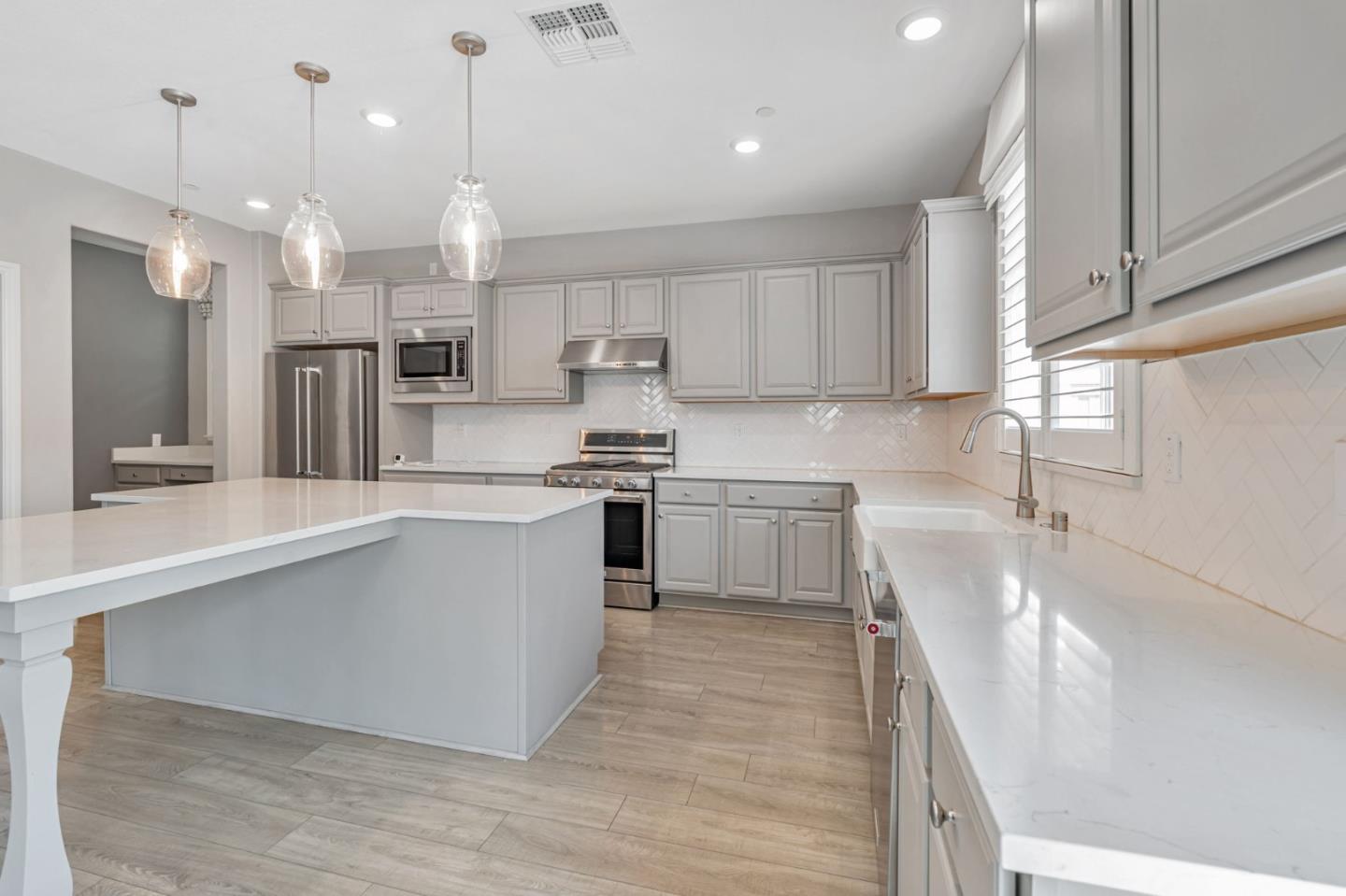 3057 Garden Farms Avenue Lathrop, CA 95330 - Photo 5 of 10