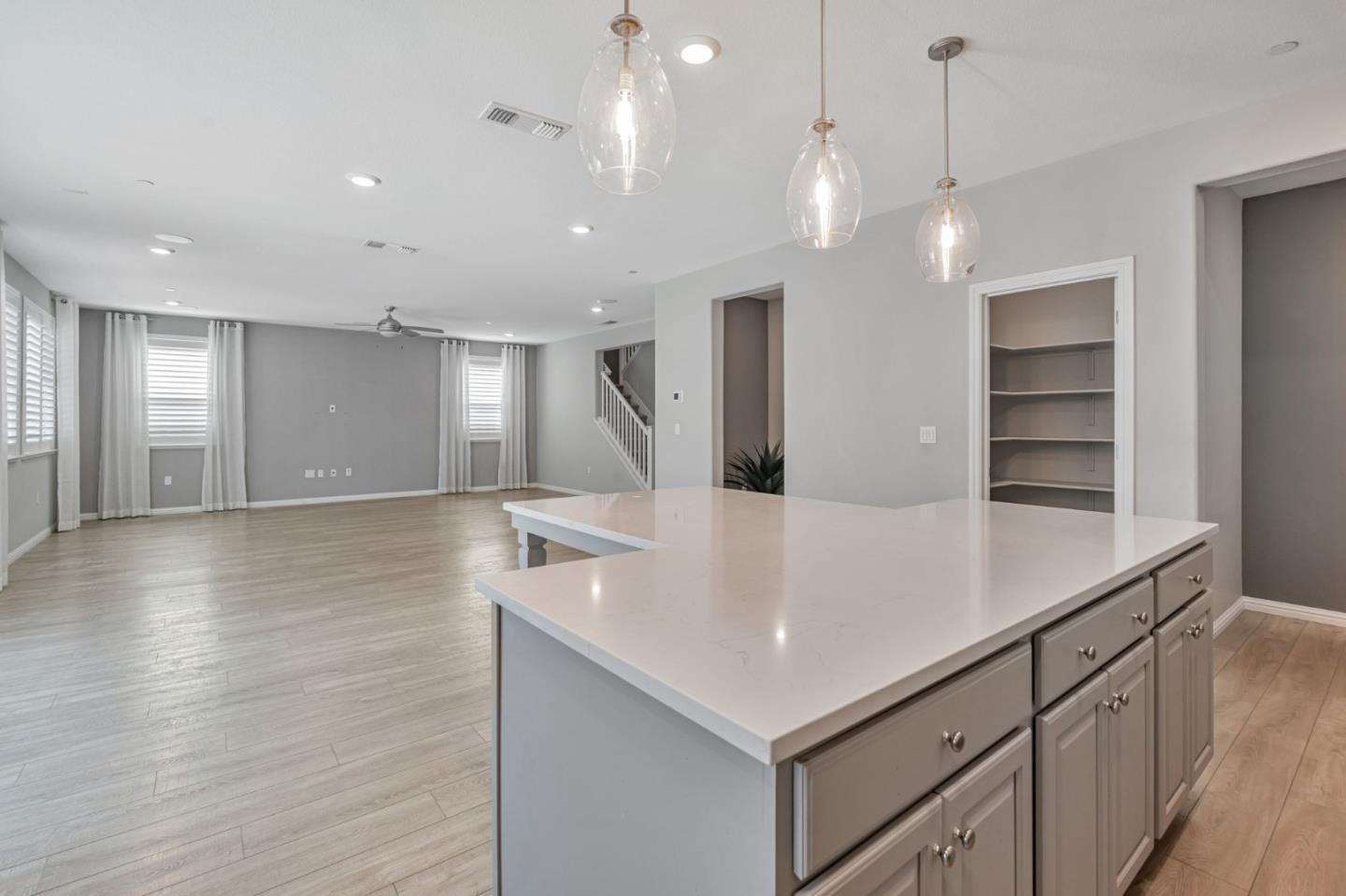 3057 Garden Farms Avenue Lathrop, CA 95330 - Photo 7 of 10