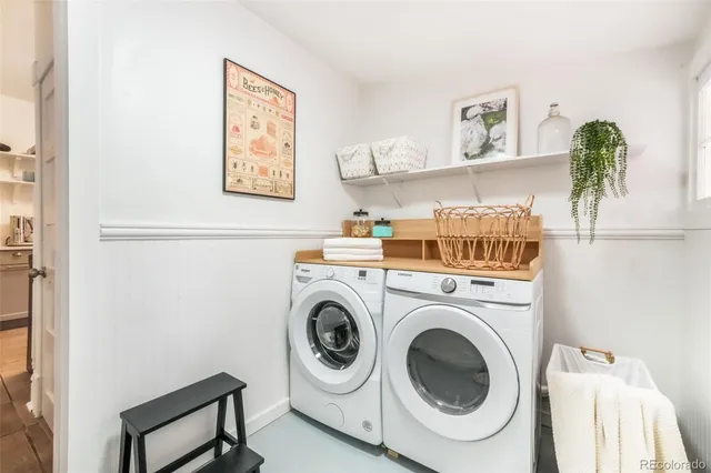 $444,500 | 907 North Corona Street, Colorado Springs, CO 80903