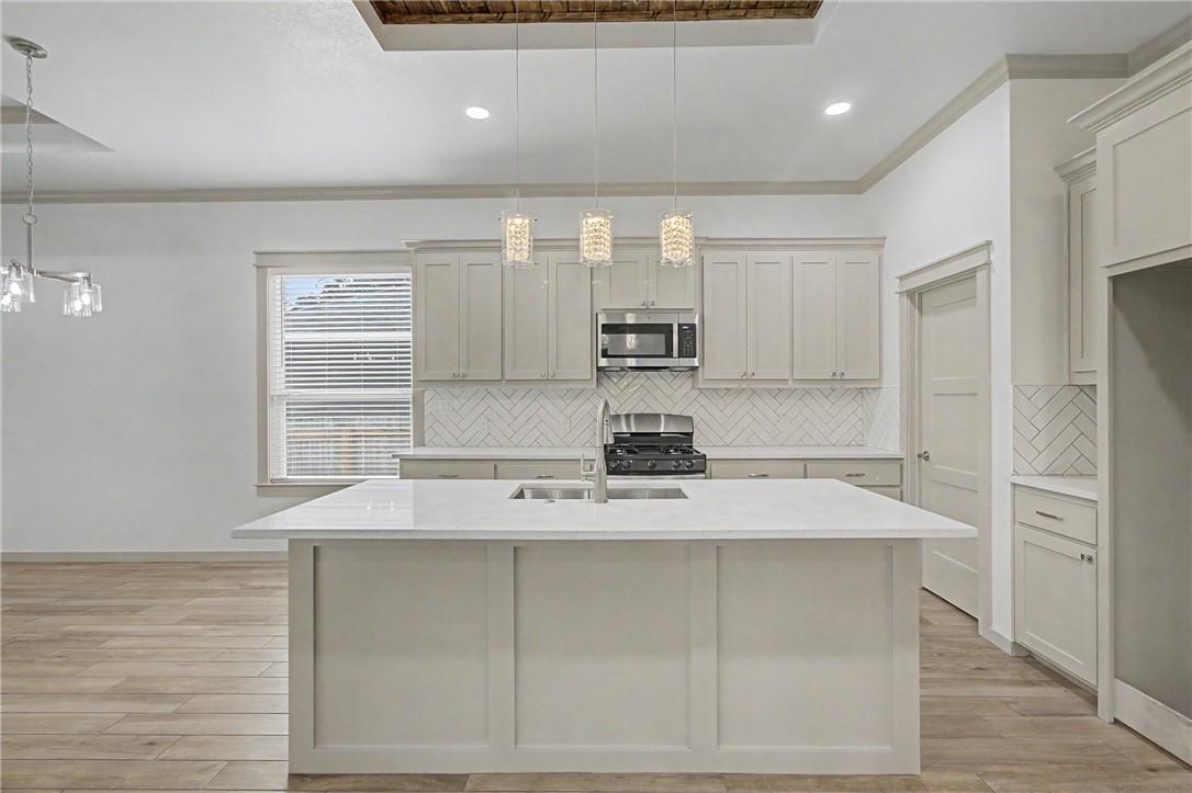1403 Rochester Street Bryan, TX 77803 - Photo 4 of 19