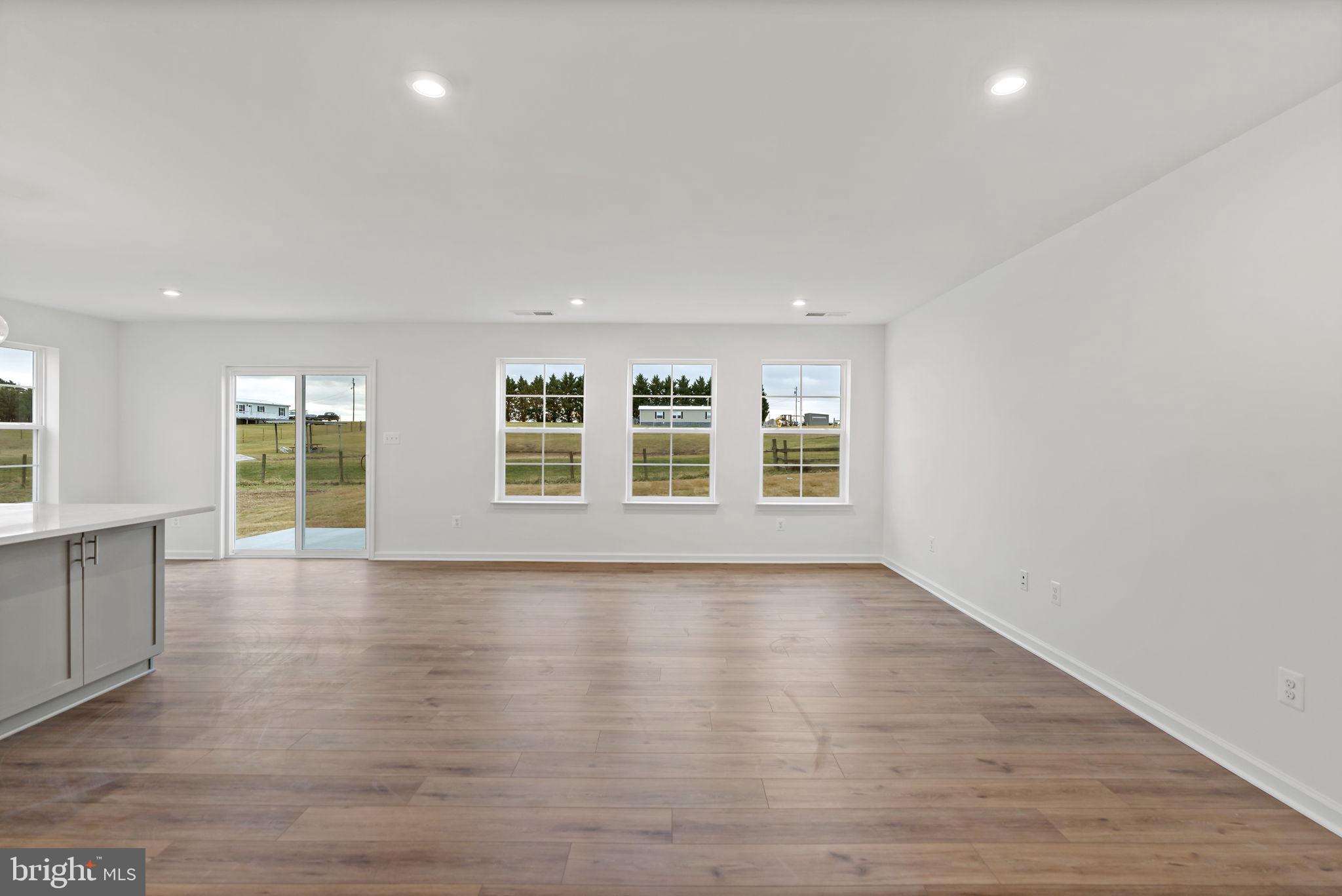 343 Outrigger Road Inwood, WV 25428 - Photo 10 of 26 Gallery Image 10