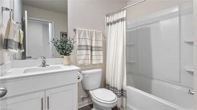 $247,490 | 204 Canopy Drive, Graham, NC 27253