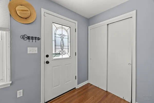 $290,000 | 2540 East Bonnie Brook Lane, Waukegan, IL 60087