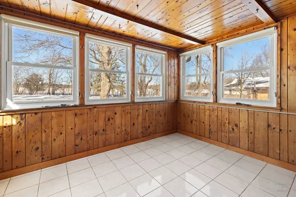 $290,000 | 2540 East Bonnie Brook Lane, Waukegan, IL 60087