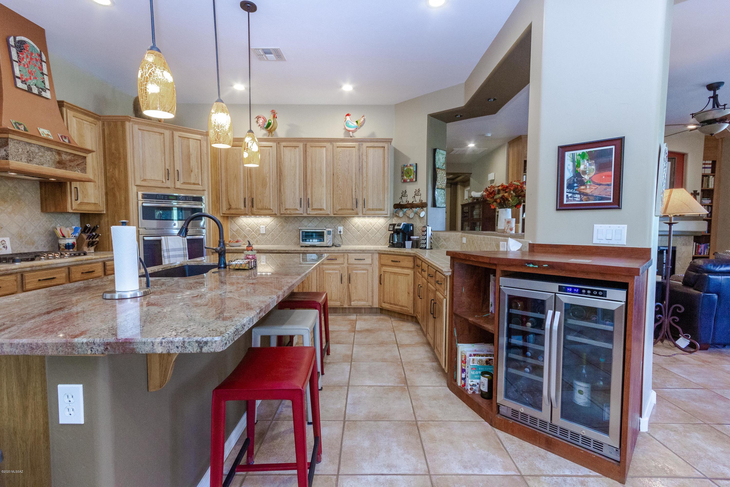 12707 North Piping Rock Road Oro Valley, AZ 85755 - Photo 35 of 50