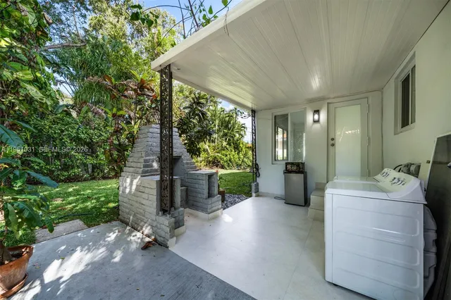 $3,750 | 47 Oviedo Avenue, Coral Gables, FL 33134