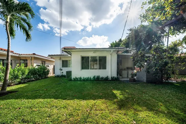 $3,750 | 47 Oviedo Avenue, Coral Gables, FL 33134