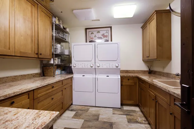 $175,000 | 105 Exhibition Lane, Aspen, CO 81611