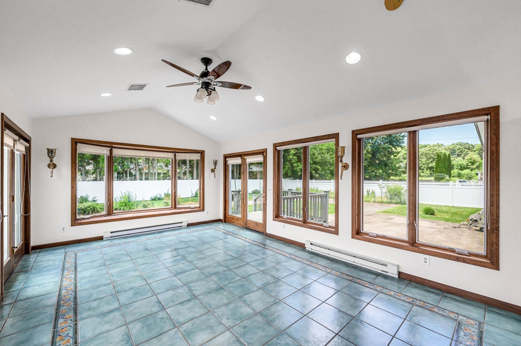 169 Country Road Agawam, MA 01001 - Photo 20 of 41