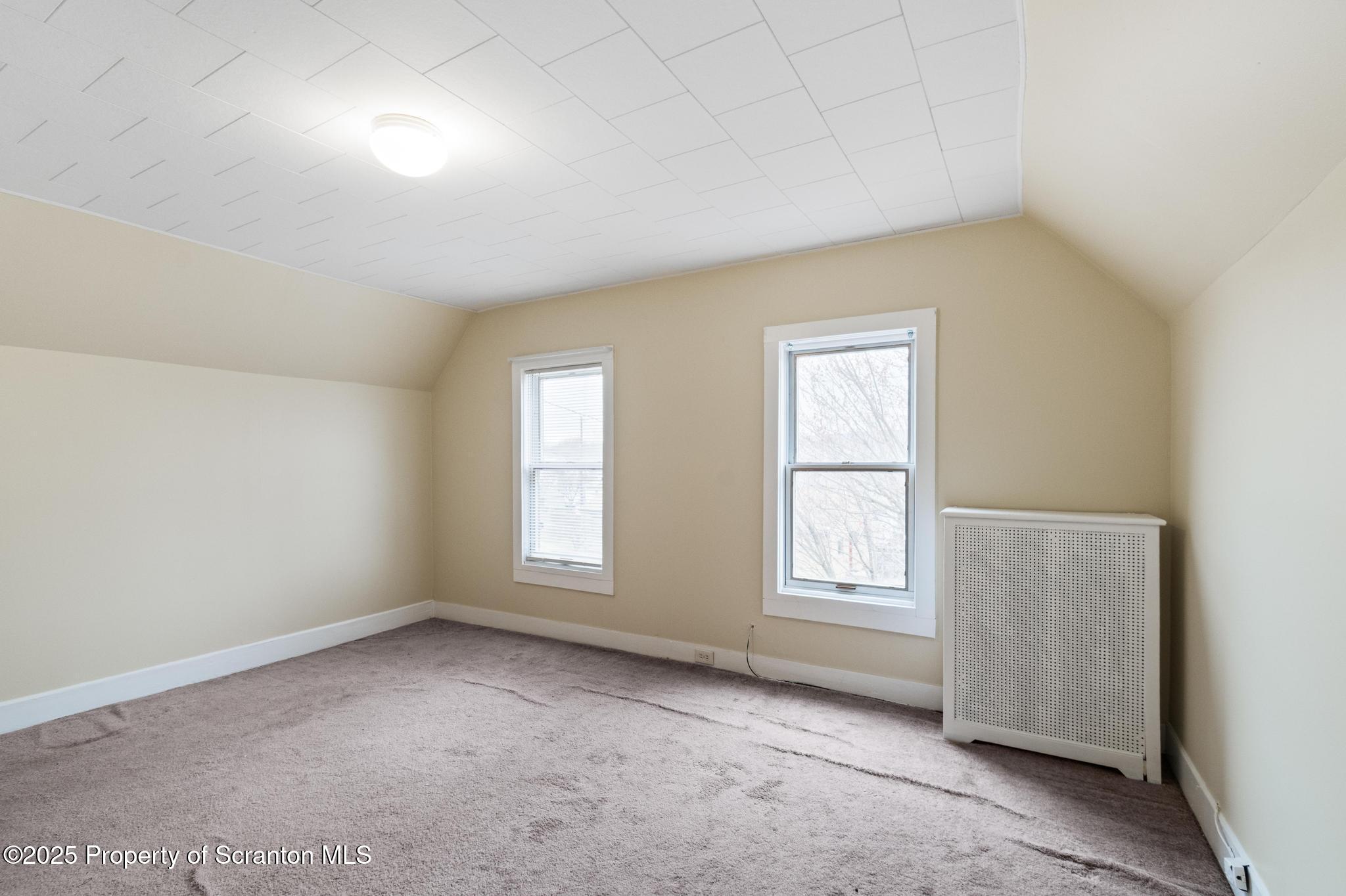 1921 Prospect Avenue Scranton, PA 18505 - Photo 17 of 35 DSC_3960