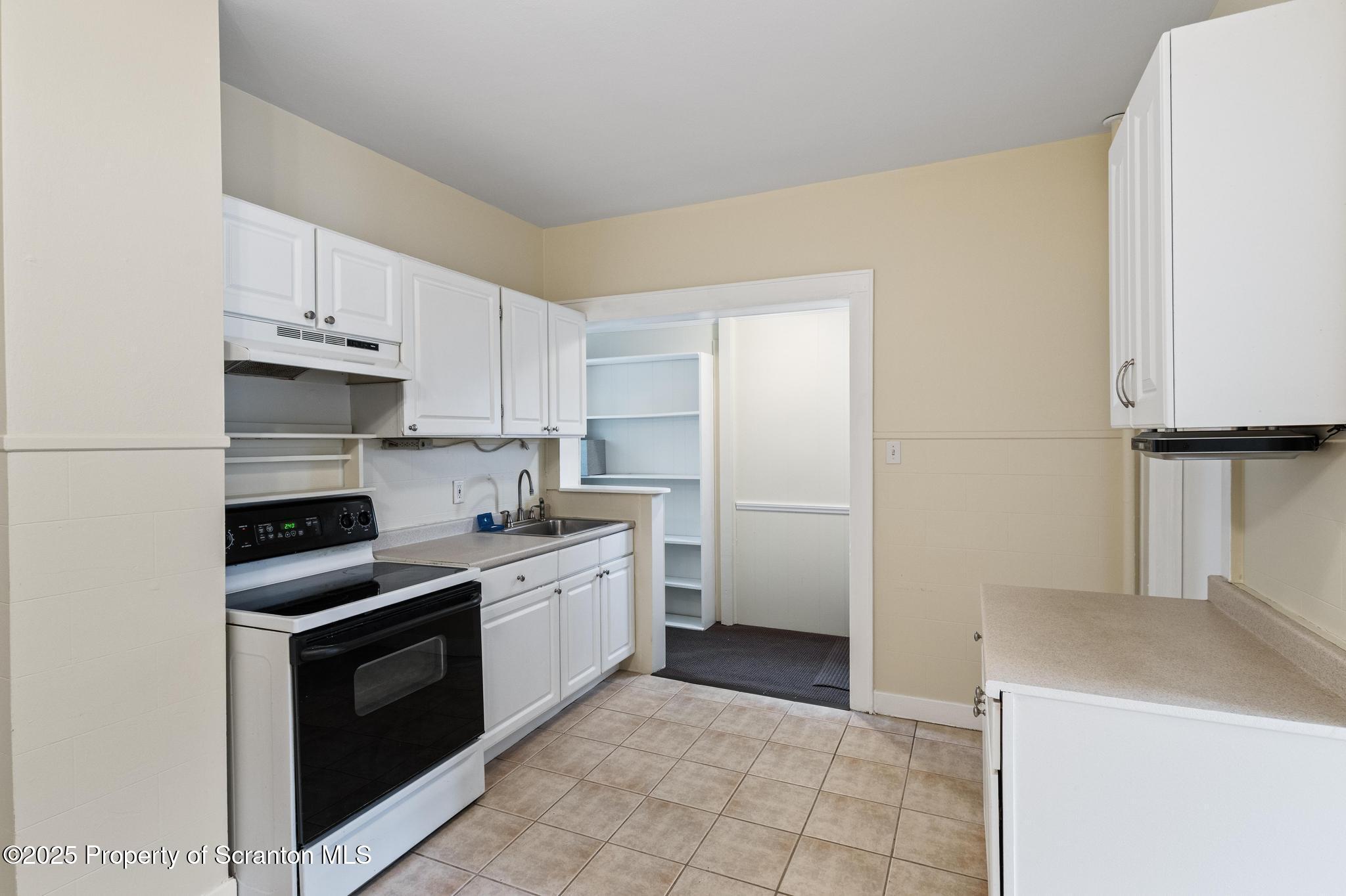 1921 Prospect Avenue Scranton, PA 18505 - Photo 23 of 35 DSC_4005