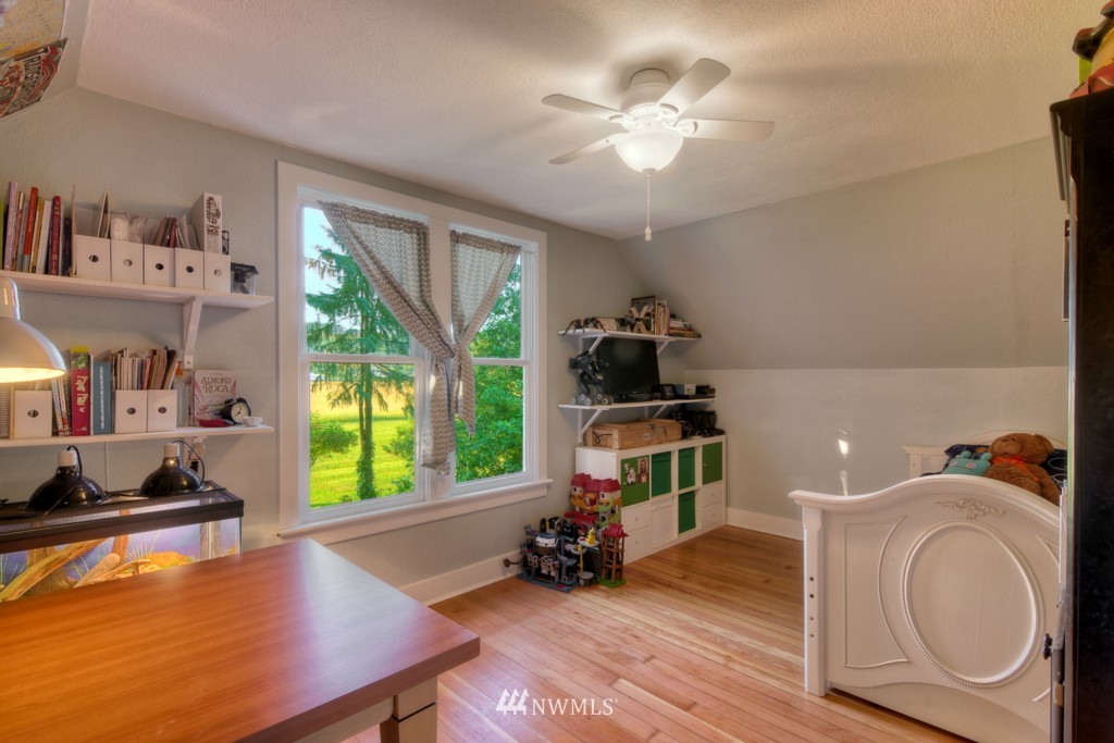 7493 Riverside Road East Sumner, WA 98390 - Photo 12 of 19
