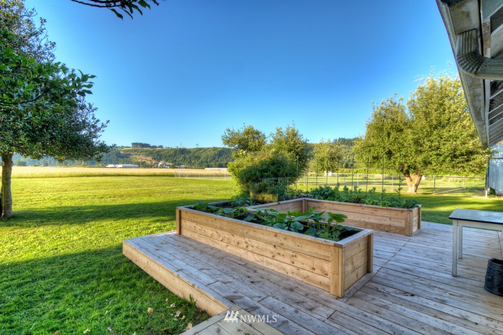 7493 Riverside Road East Sumner, WA 98390 - Photo 15 of 19