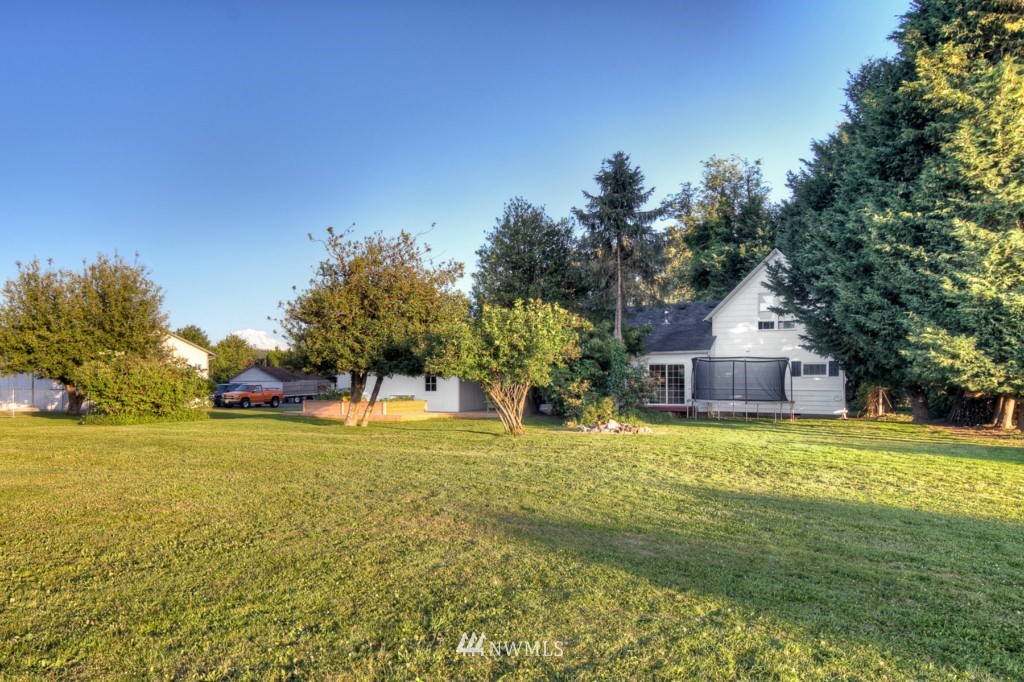 7493 Riverside Road East Sumner, WA 98390 - Photo 17 of 19