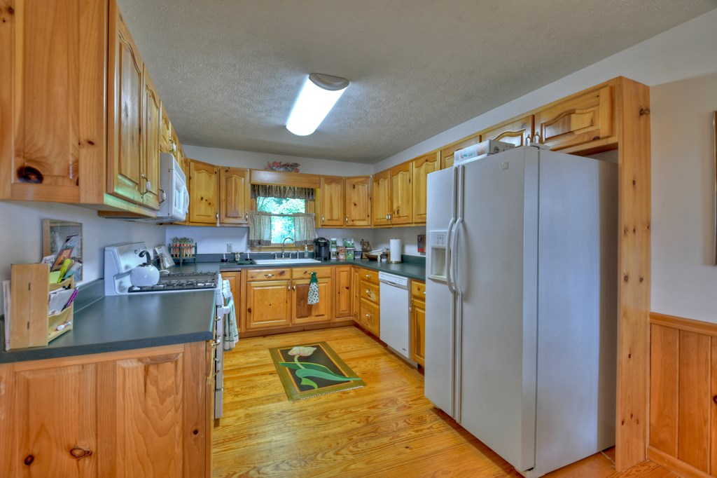 1774 Walnut Ridge Ellijay, GA 30536 - Photo 6 of 28