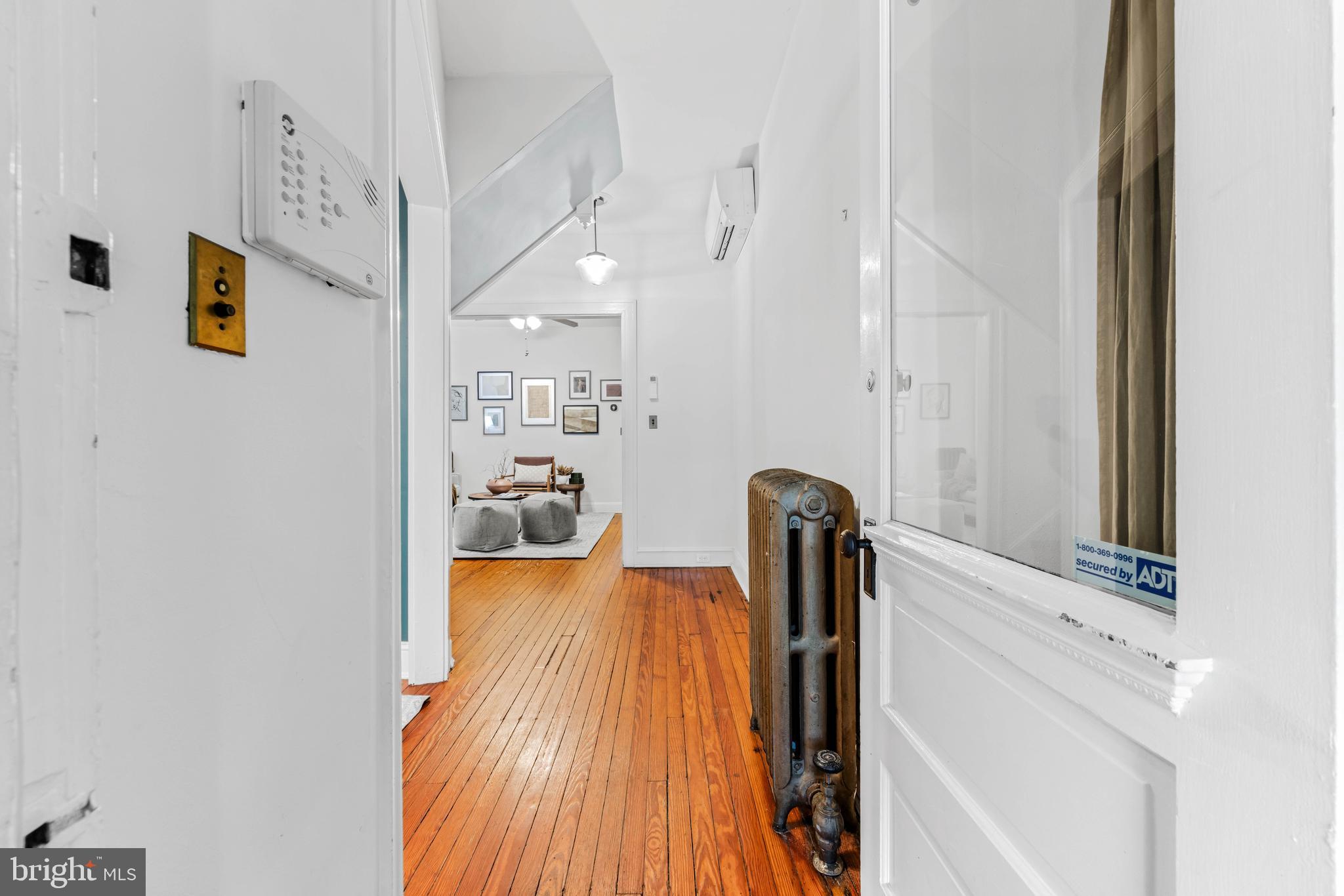 4016 Roland Avenue Baltimore, MD 21211 - Photo 9 of 54