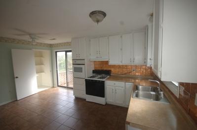 KITCHEN 4