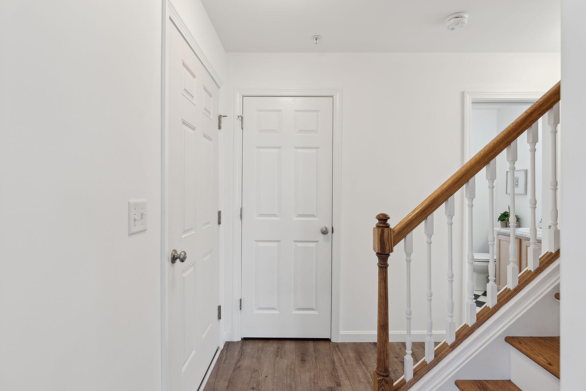 49 Frost Street Portland, ME 04102 - Photo 4 of 51 13_DSC02806
