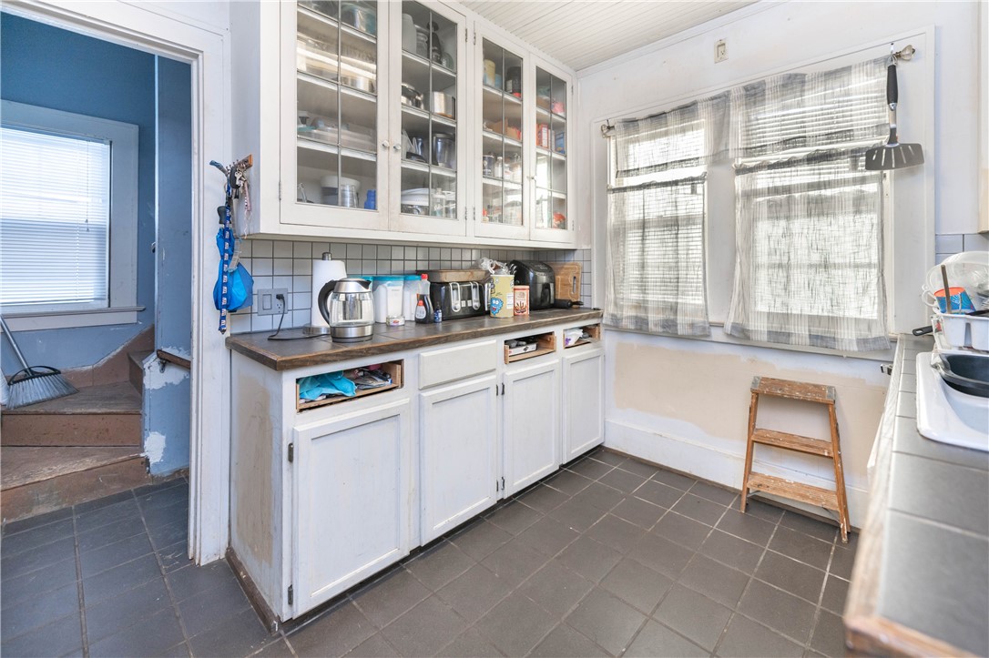 300 Parsells Avenue Rochester, NY 14609 - Photo 8 of 20