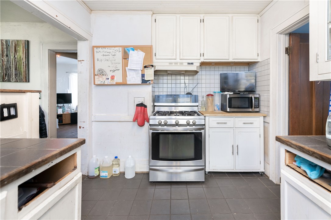 300 Parsells Avenue Rochester, NY 14609 - Photo 10 of 20