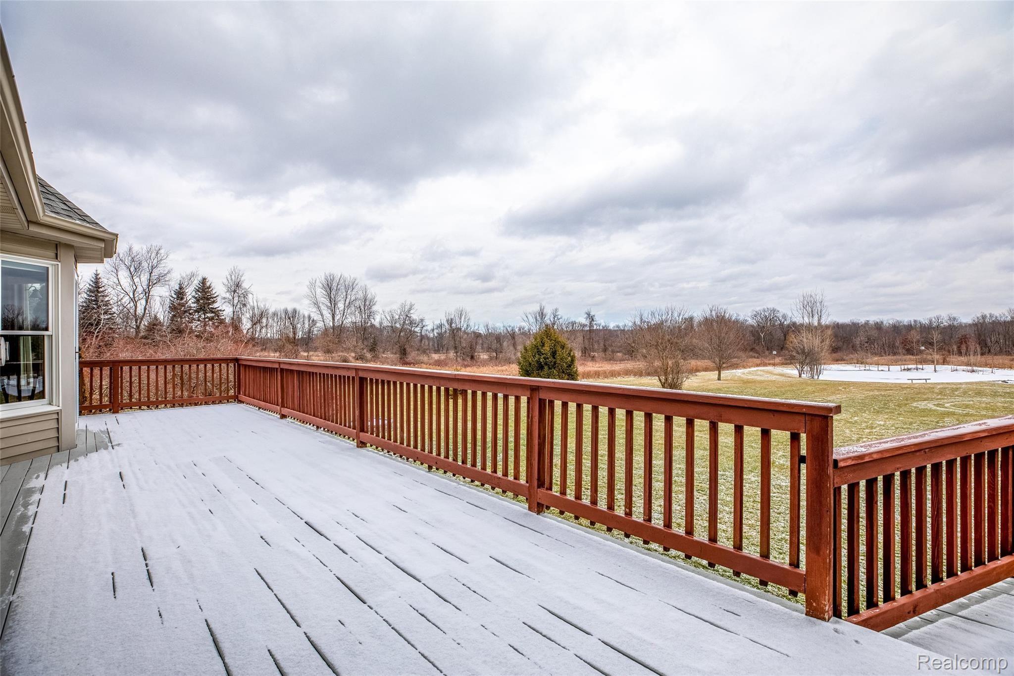 79580 Hipp Road Romeo, MI 48065 - Photo 37 of 97 38.Deck